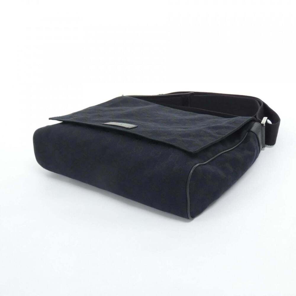 GUCCI Black Shoulder Bag - Picture 3 of 8